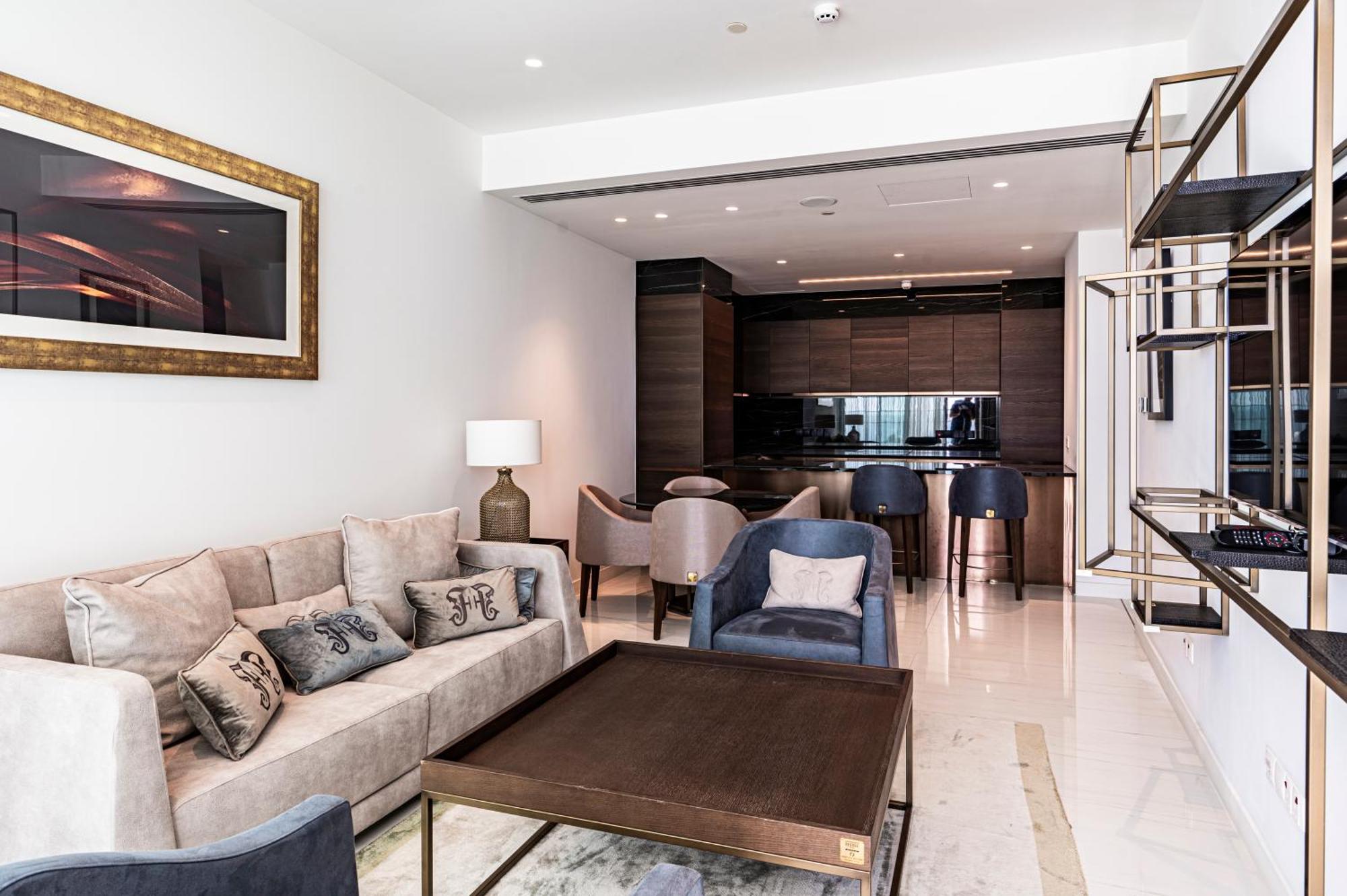 Apartment Del Mar Beachfront 'c' 2 Bedroom Limassol