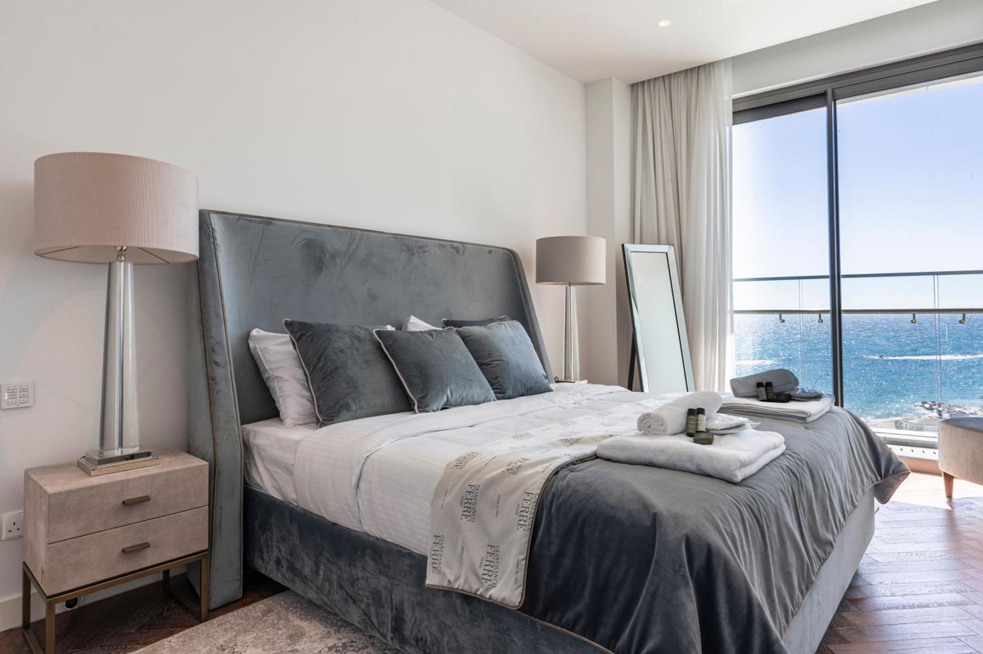 Del Mar Beachfront 'c' 2 Bedroom Limassol
